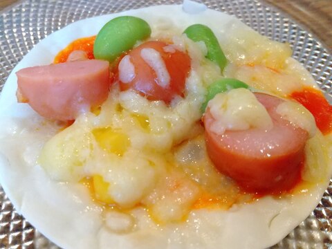 ◯●◎パリパリクリスピー生地の正体は…餃子の皮ピザ